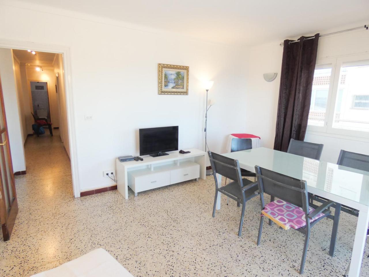 Europa 18 Apartment Roses Exterior photo